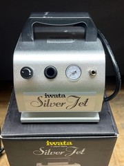 Iwata Silver jet with Hi line HP CH Airbrush system