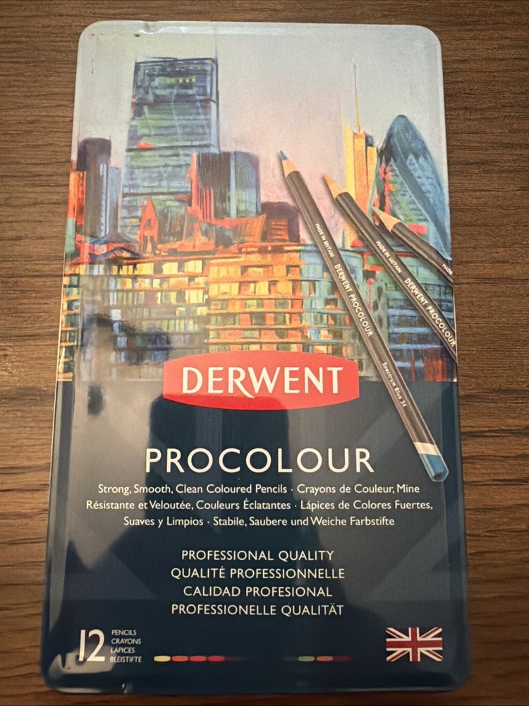 DERWENT (12 COUNT) Procolour Pencils Water Soluble in Metal Tin Case 2302505