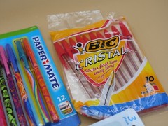 LOT OF BIC CRISTAL RED BALL POINT PENS /PAPER-MATE EXPRESSIONS +++