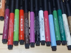 Faber Castell Pitt Artist Pens Brush 36 Colors Box Set – Used In Great Condition