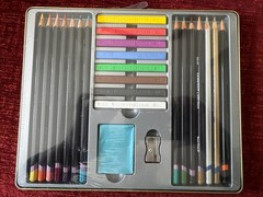 Derwent Colour Collection 24 Tin – Mixed Colouring Materials – BX48
