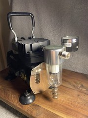 Air brush sprayer Iwata Studio Series Sprint Jet Single Piston Air Compressor