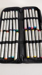 Lot 23 Artist’s Loft Markers Dual Tip Alcohol based Set With Zip Case Fair used