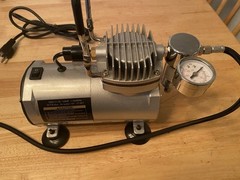 Central pneumatic 1/5 HP 58 PSI Oilless Airbrush Compressor Model 60328