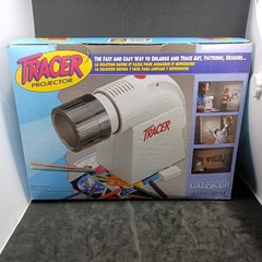 Vintage 1994 Artograph Tracer Projector 10X Enlarging W/Box & Manual Works RAD