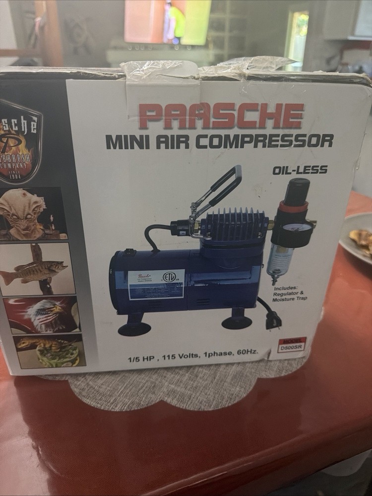 Paasche D500SR 1/5 HP Oilless Compressor with Regulator and Moisture Trap – Blue