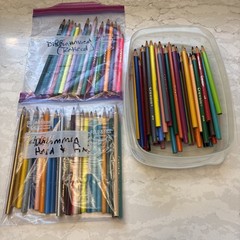 VTGE Crayola Colored Pencil Lot (114) 17 Retired/27 Uncommon/70 Other Late 90’s