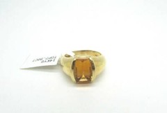 14K Ladies Pretty Yellow Gold Emerald Shape Citrine Ring 6.4 Grams