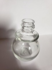 Round Clear Glass Bottle W Blk plastic twist off cap 1oz thick Essential Oils