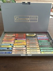 Vintage Grumbacher Soft Pastels 47 Pieces In Hard Case