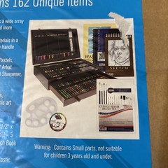 162-Piece U.S. Art Supplies/Deluxe Mega Wood Box Art Painting and Drawing Set