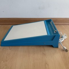 Vintage Lakeside Draw-A-Cartoon Lighted Drawing Board (15w bulb not included)