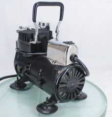 Iwata Studio Series IS-850 Smart Jet Air Compressor MINT
