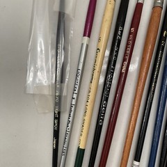 Lot of different Loews & Other brands Of artist paint brushes