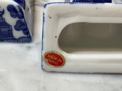 BLUE WILLOW Rare Set of 4 Brush Rests, Pen Holders, Pretty Display or Repurpose
