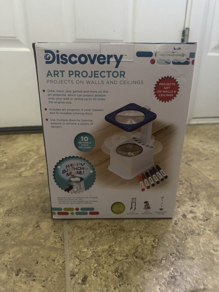 Discovery Art Projector 20 Piece Set Includes 6 Markers & 10 Reusable Discs NEW