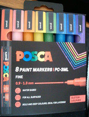 Uni Posca Paint Markers 8 Pack. Glitter Colours. PC-3ML Fine Point 0.9-1.3mm.New