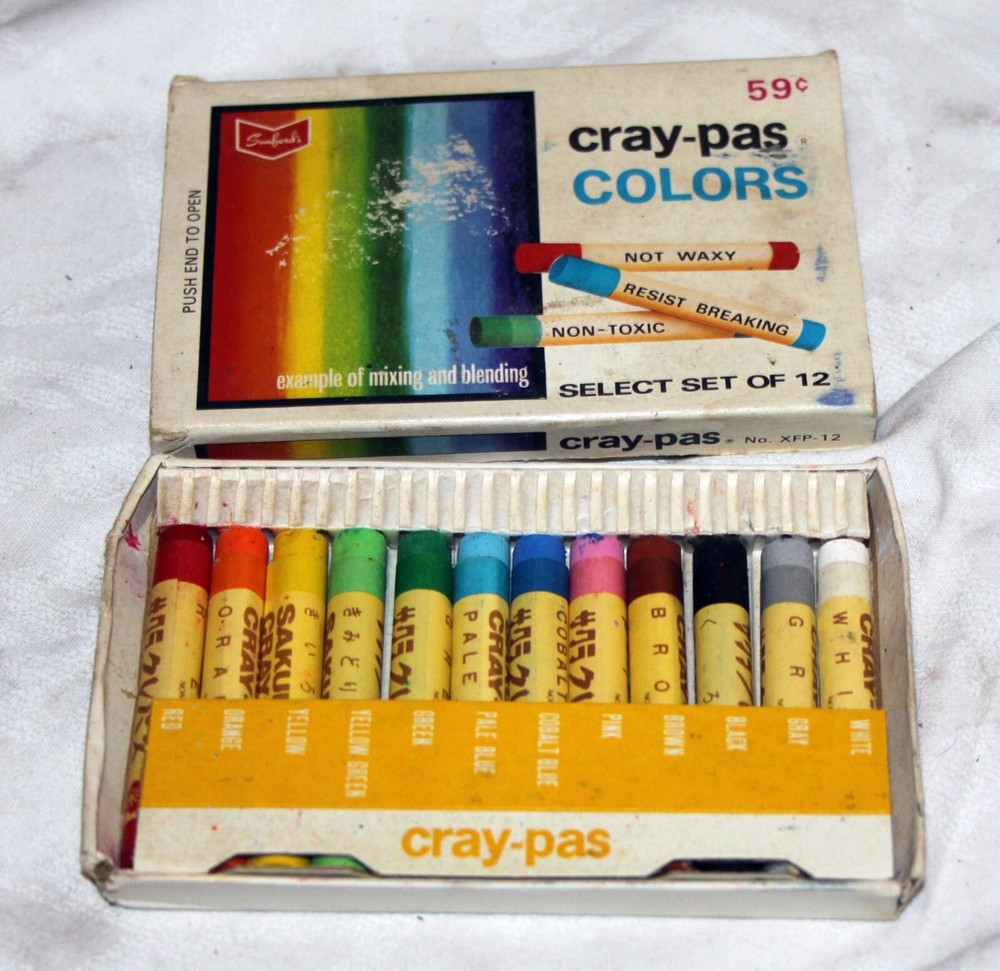 Vintage CRAY-PAS Colors Oil Sticks Crayons 12 CT XFP-12 Sakura Color Japan NOS