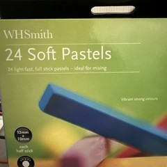 WHSmith Soft Pastels 24 Assorted Colour Set New Vibrant Strong Colours Mixing