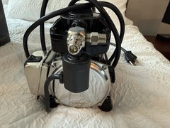 Iwata Hi-Line Total Control HP-CH Airbrush AND Sparmax Air Compressor -READ DES.