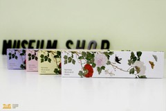 [NATIONAL MUSEUM OF KOREA] Flowers and Butterflies Pattern Pencil Case 1EA