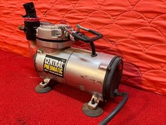 Used Central Pneumatic Oilless Airbrush Compressor 120Vac 60 Hz 58 Psi #69433