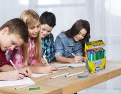 Crayola Super Tips Marker Set (100ct) Fine Point Washable Markers Teacher Must
