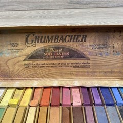 Vintage Grumbacher Soft Pastels 30 Half Length Introductory Assorment OO/C