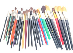 CB50d: Lot 31 Artist Paint Brushes Marx & Assorted Brands