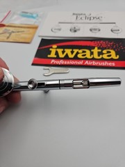 Iwata Eclipse CS ECL 4500 Dual Action Airbrush Gravity Feed HP-CS Spray Gun