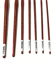 New Professional Artist Brushes Set of 7 Bright Hog Bristle sizes 1-12.