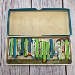 Artista Oil Pastels Binney & Smith Crayola 16 Vivid Colors Vintage Made in USA