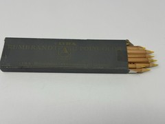 12 Lyra Rembrandt Zitron Lemon Yellow Colored Pencils Made in West Germany