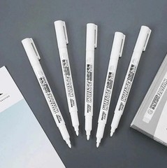 3 pcs White Waterproof Permanent Paint Marker Pens for Metal Wood Fabric**