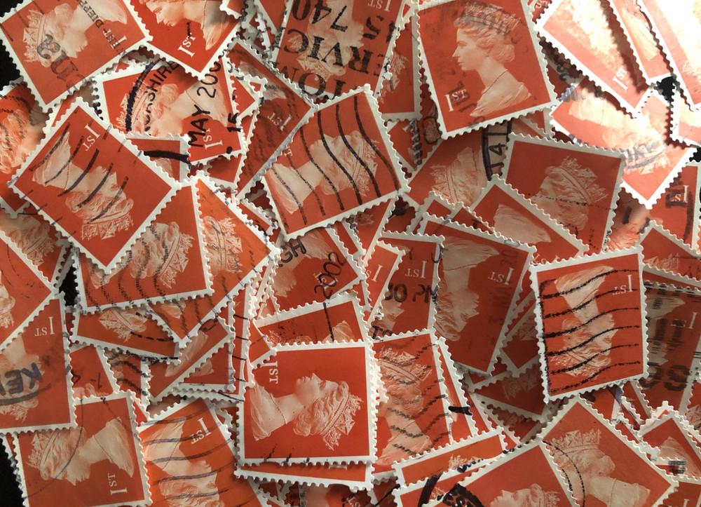 500 Orange-Red 1st British Vintage Postage Stamps for Art/Craft, used off paper