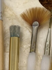 Mixed Lot of 20 Artist Painter Paint Brushes