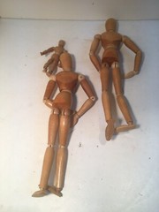 VINTAGE WOOD ARTICULATED ARTIST MODELS 2-ADULT & 1 CHILD