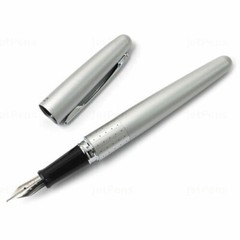 Pilot Metropolitan Fountain Pen Med Nib Silver Barrel Gift Box Refillble BLK Ink