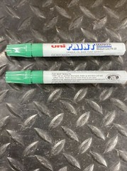 Uni PX-20 Permanent Oil-Based Medium Pens, 2 Green Paint Markers Uni-Ball #63604