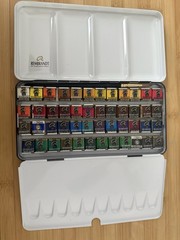 Rembrandt Artist Professional Solid Watercolour Paint Set – 48 Half Pans – New