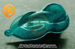 HOLOGRAPHIC RAINBOW GLITTER / METAL FLAKE – 7 AMAZING COLOURS