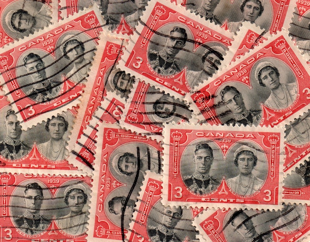 Canada 248 Postage Stamp Lot x25 Scrapbooking Decoupage Arts Crafts Kids Child