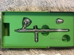 Neo for Iwata Gravity-Feed Airbrushing Kit Tested Working