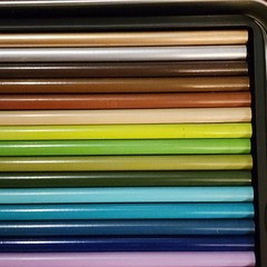 2009 Prismacolor Premier Colored Pencils Soft Core 48 Count *2 Missing*