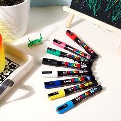 Multicolor Acrylic Paint Markers for Creative Projects – 8 Pack with Tips