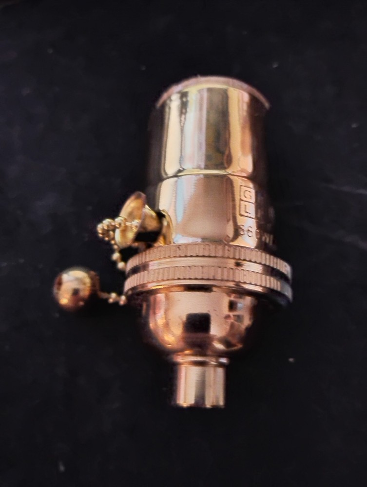 Lamp socket, pull chain, standard bulb