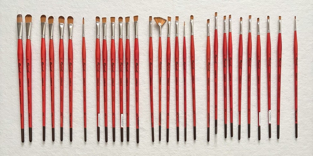 (29) Raphael Kaerell Watercolor Long Handle Synthetic Paint Brushes – NEW