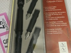 Manuscript Brand Classic Calligraphy Set With 5 Nibs and Fountain Pen