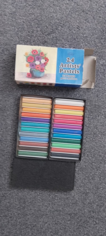 24 vintage Ocaldo pastel sticks colour range boxed new old stock 48hr postage UK