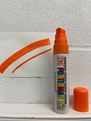 Kuretake ZIG Posterman PMA-120 Fluorescent Chalk Pen 15mm – Yellow